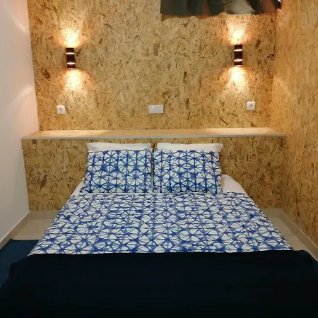 Ocean's 7 - Hotel 3*